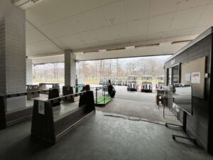 ゴルフ場のスタート地点の風景